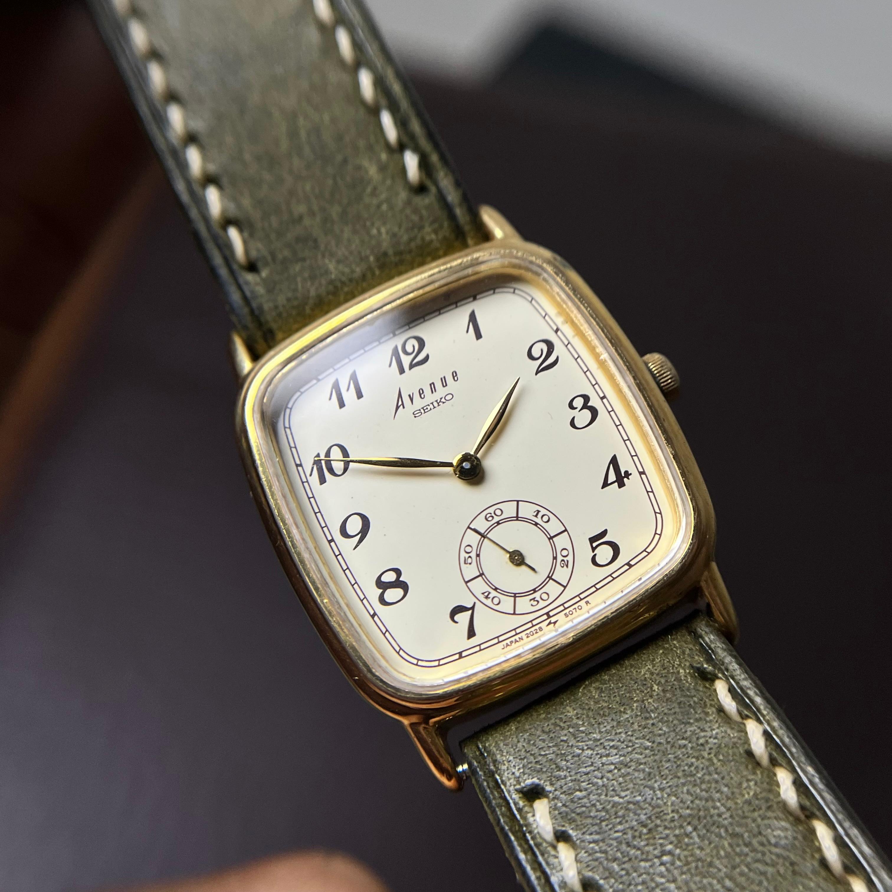 7 Rekomendasi Watch Tank Vintage & Cartier Alternatif Terbaik dengan Dial Roman Index